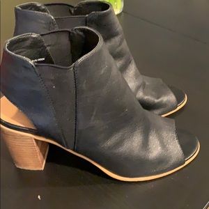 Steve Madden Booties Size 10
